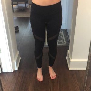 Old Navy black patterned active go dry leggings